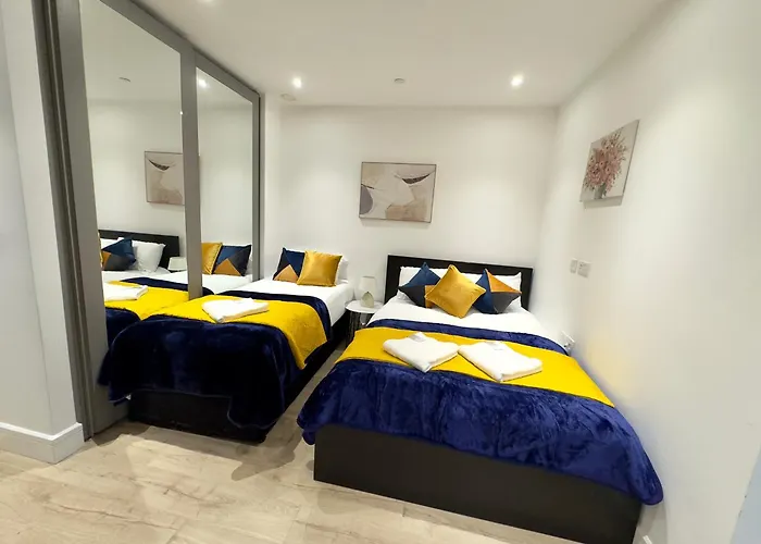 Tower Bridge, London Luxury Flat With Beautiful Garden Views